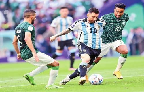 队记：杨瀚森有一次抢断被漏记了；他在场上已显得越来越自如