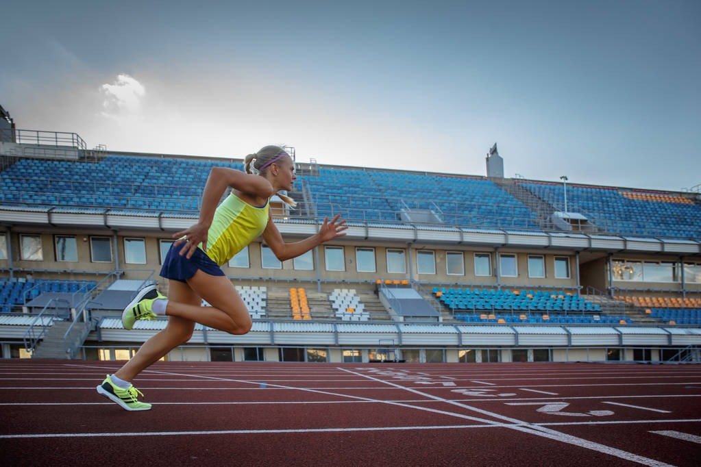 陈伟志熬过手眼膝伤 球员生涯谢幕感性谢天上父亲