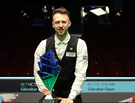 在批评美国 在批评美国